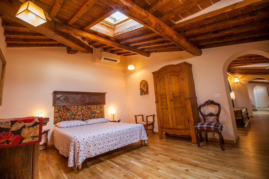 Appartamento Montebello Φλωρεντία Δωμάτιο φωτογραφία